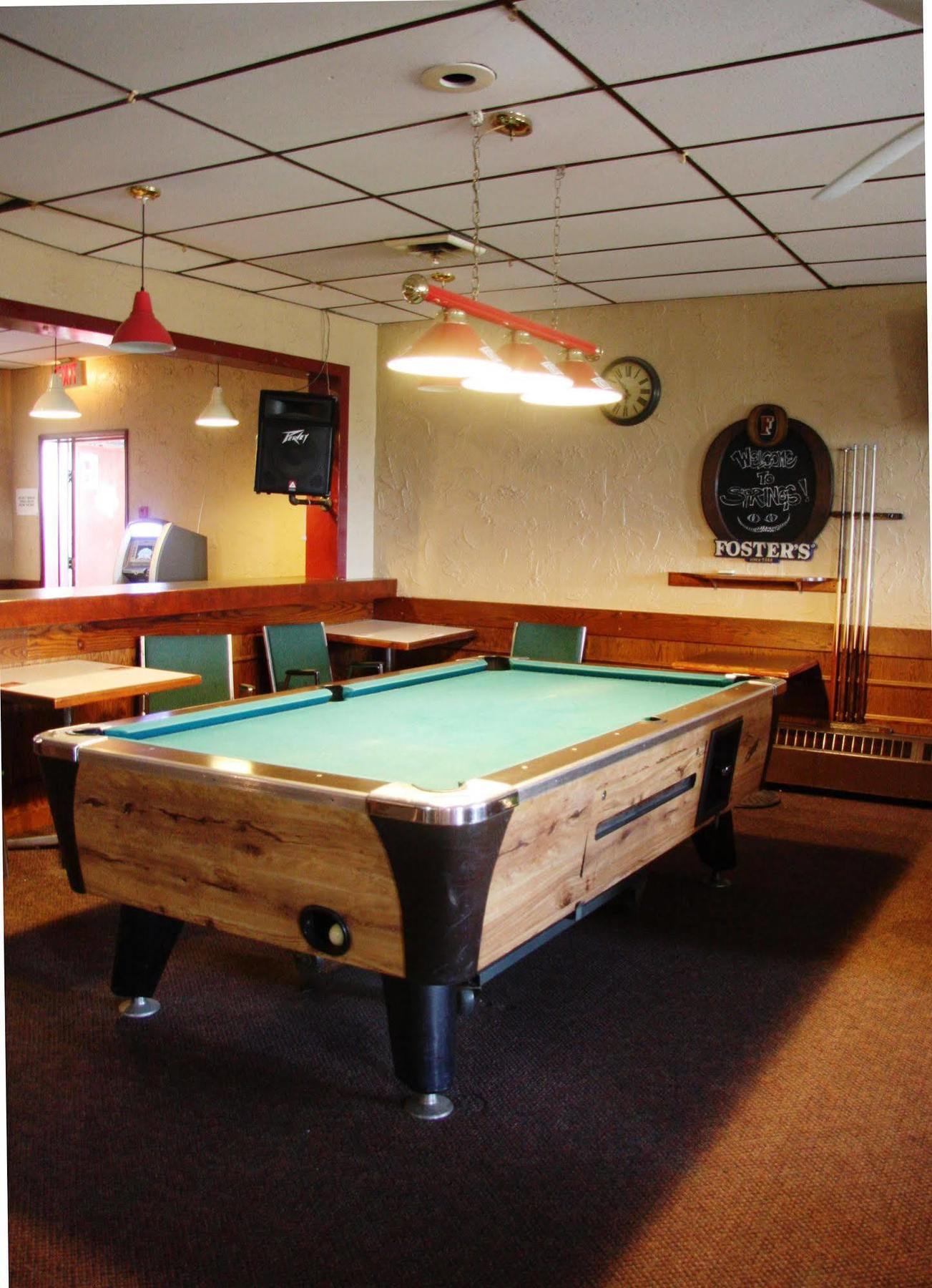 Springs Motor Inn Wainwright Buitenkant foto